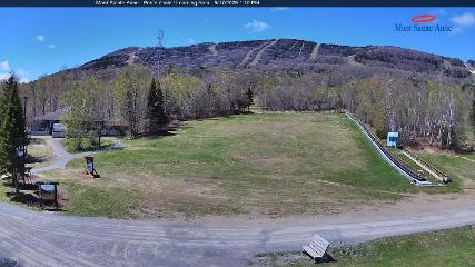 Mont-Sainte-Anne: Pente Ecole (mont-sainte-anne.com)