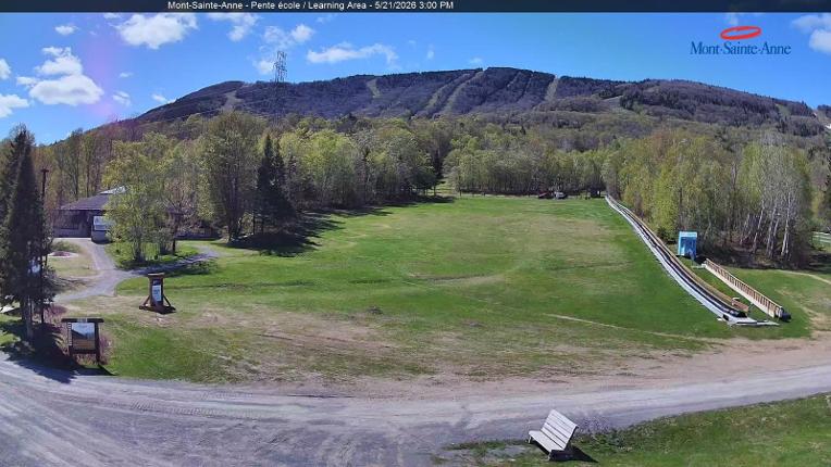 Webcam Mont-Sainte-Anne: Pente Ecole