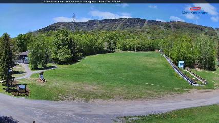 Mont-Sainte-Anne webcam