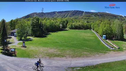 Mont-Sainte-Anne: Pente Ecole (mont-sainte-anne.com)