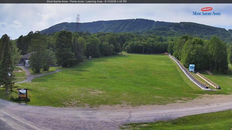 Webcam Mont-Sainte-Anne: Pente Ecole