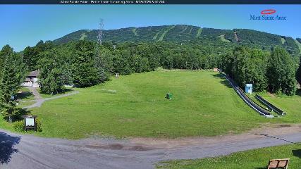 Mont-Sainte-Anne webcam