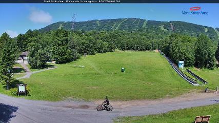 Mont-Sainte-Anne webcam