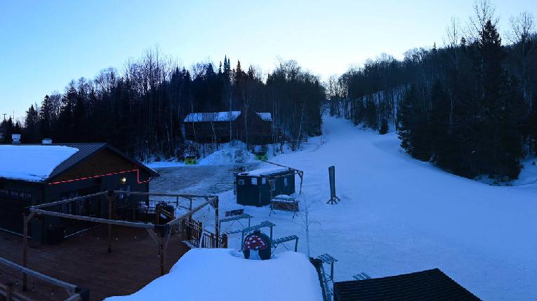 Webcam Mont Blanc: Base Versant Faustin