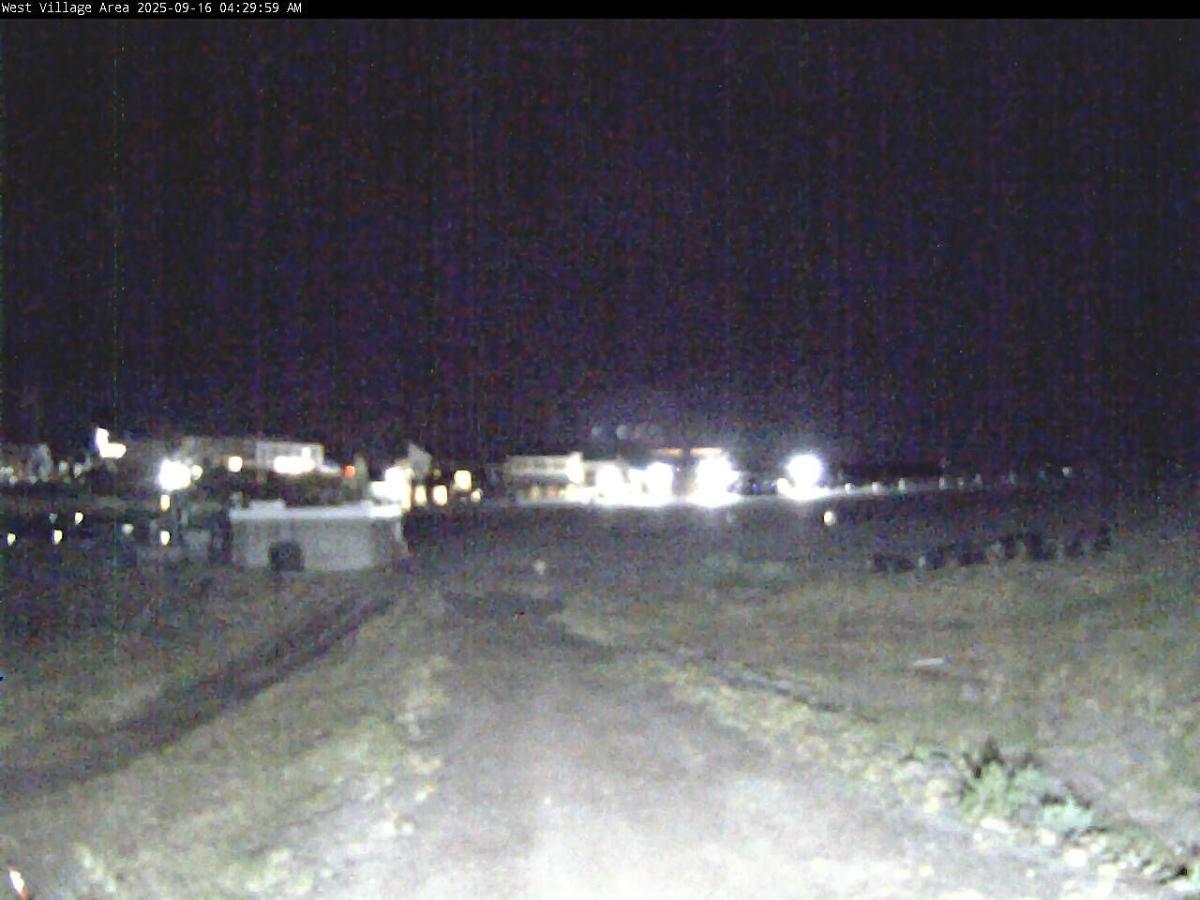 Webcam Mount Bachelor: West Village Base