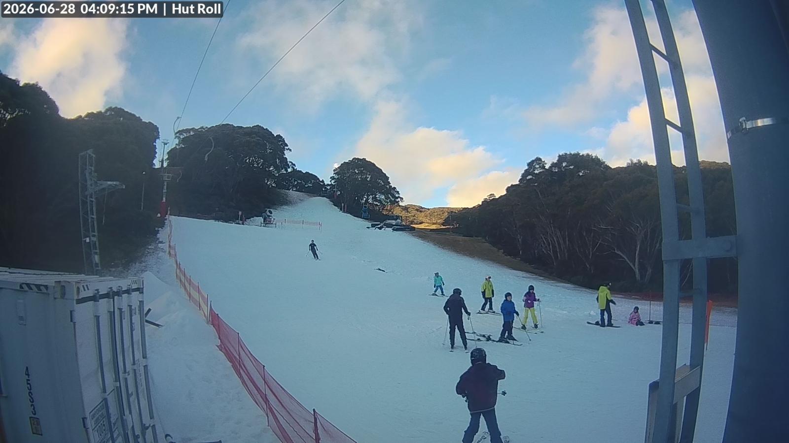 Webcam Mount Baw Baw: Hut roll