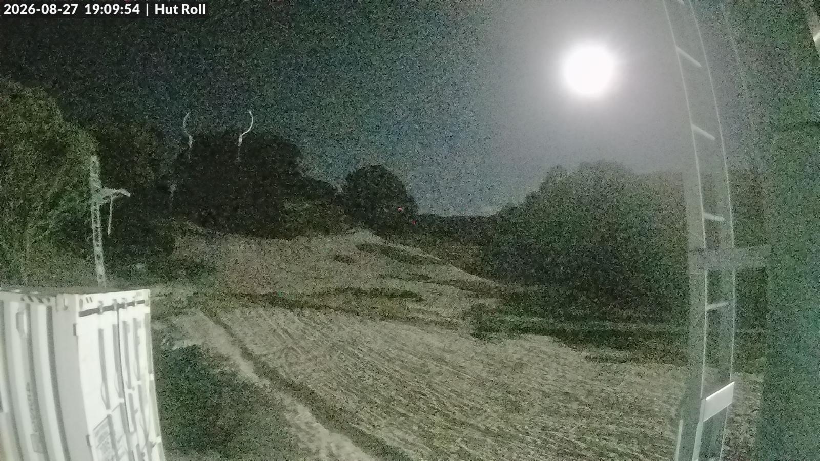 Webcam Mount Baw Baw: Hut roll