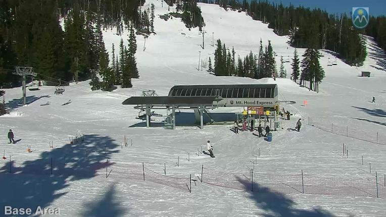 Webcam Mount Hood Meadows: Base