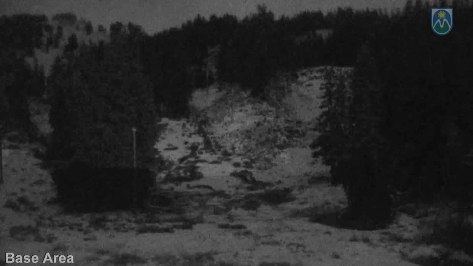 Webcam Mount Hood Meadows: Base