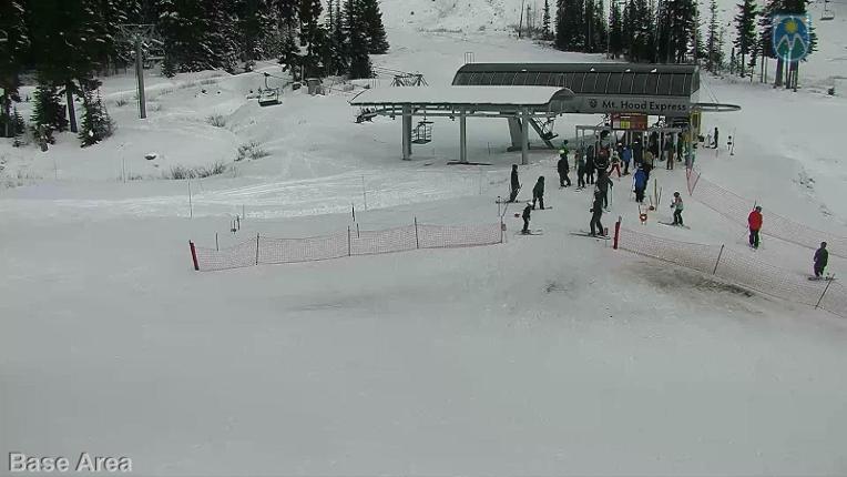 Webcam Mount Hood Meadows: Base