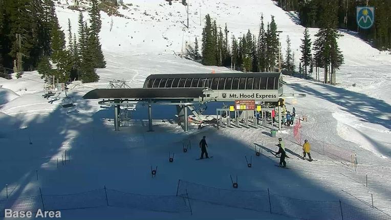 Webcam Mount Hood Meadows: Base