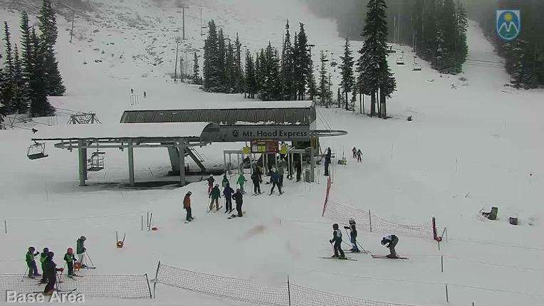 Webcam Mount Hood Meadows: Base