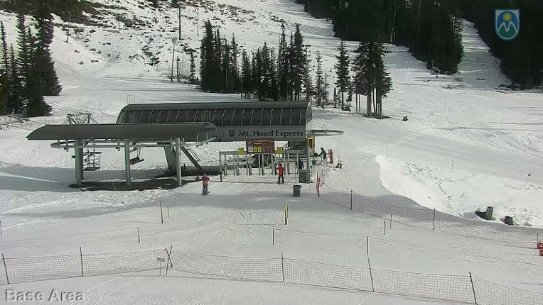Webcam Mount Hood Meadows: Base