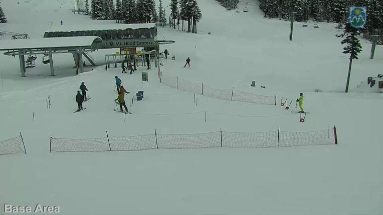 Webcam Mount Hood Meadows: Base