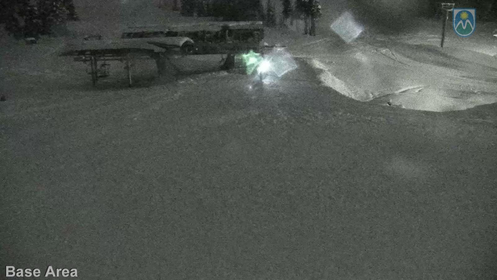 Webcam Mount Hood Meadows: Base