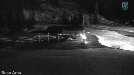 Mount Hood Meadows: Base (mthood.info)