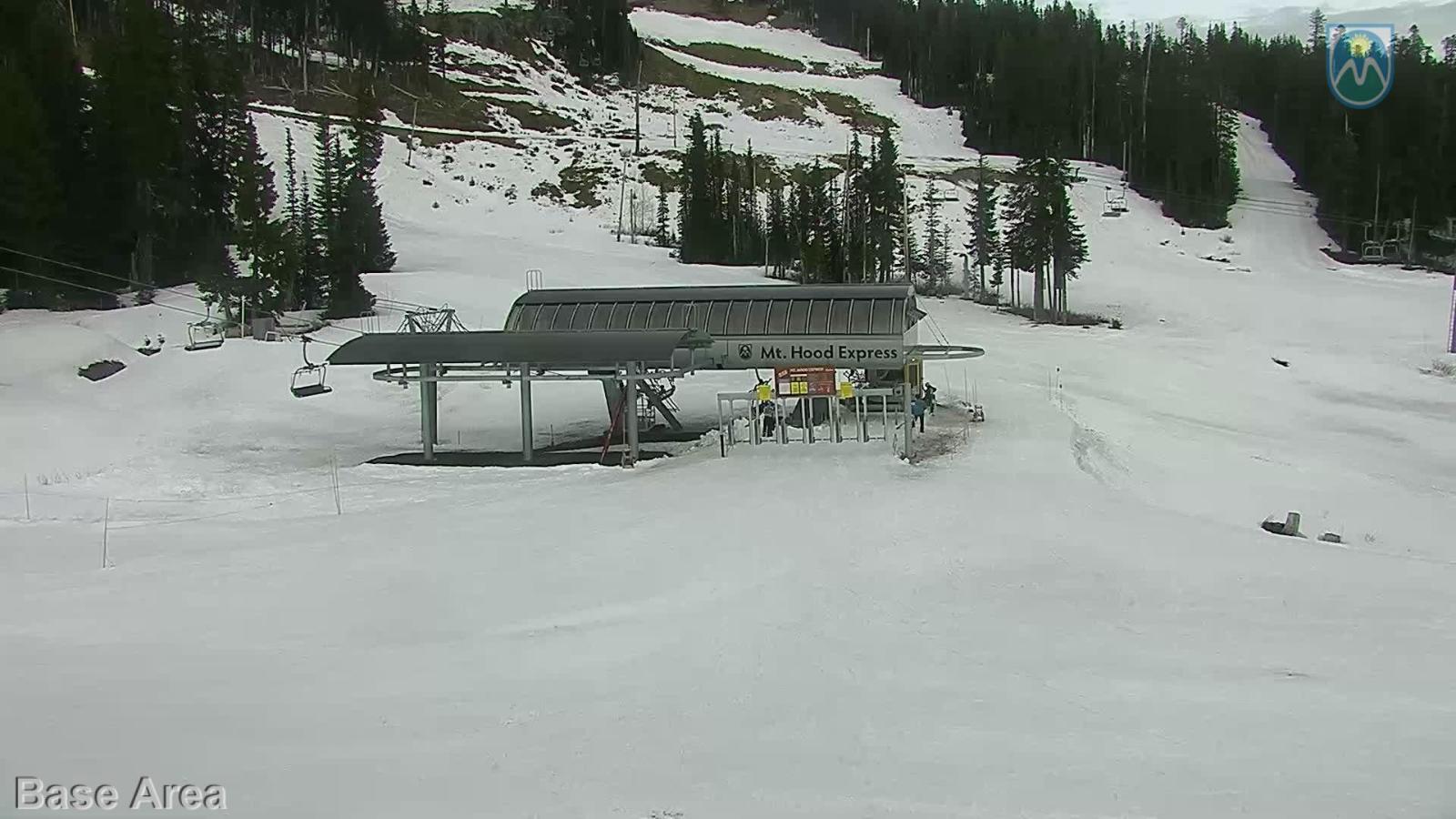 Webcam Mount Hood Meadows: Base