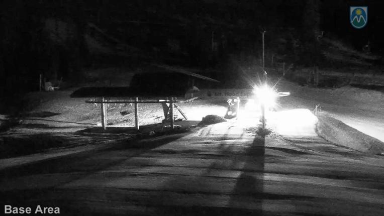 Webcam Mount Hood Meadows: Base