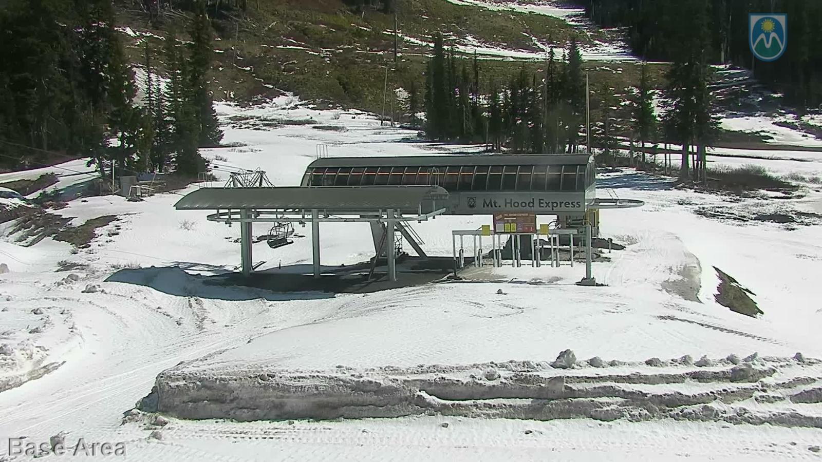 Webcam Mount Hood Meadows: Base