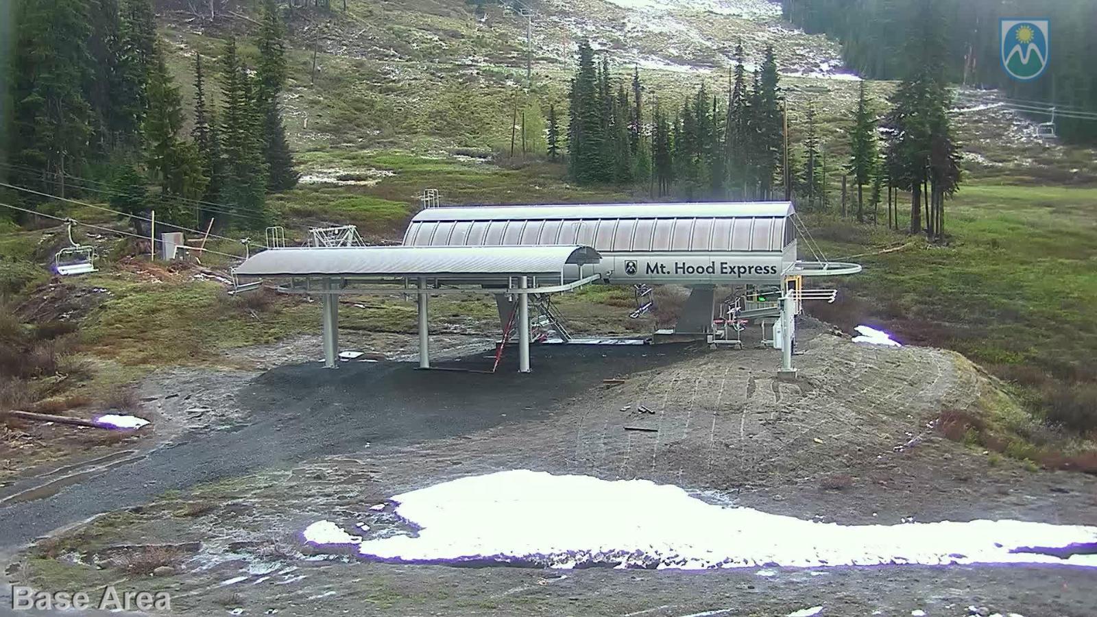 Webcam Mount Hood Meadows: Base
