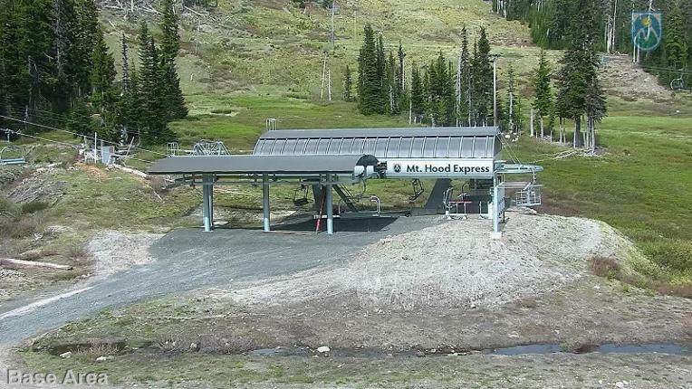 Webcam Mount Hood Meadows: Base