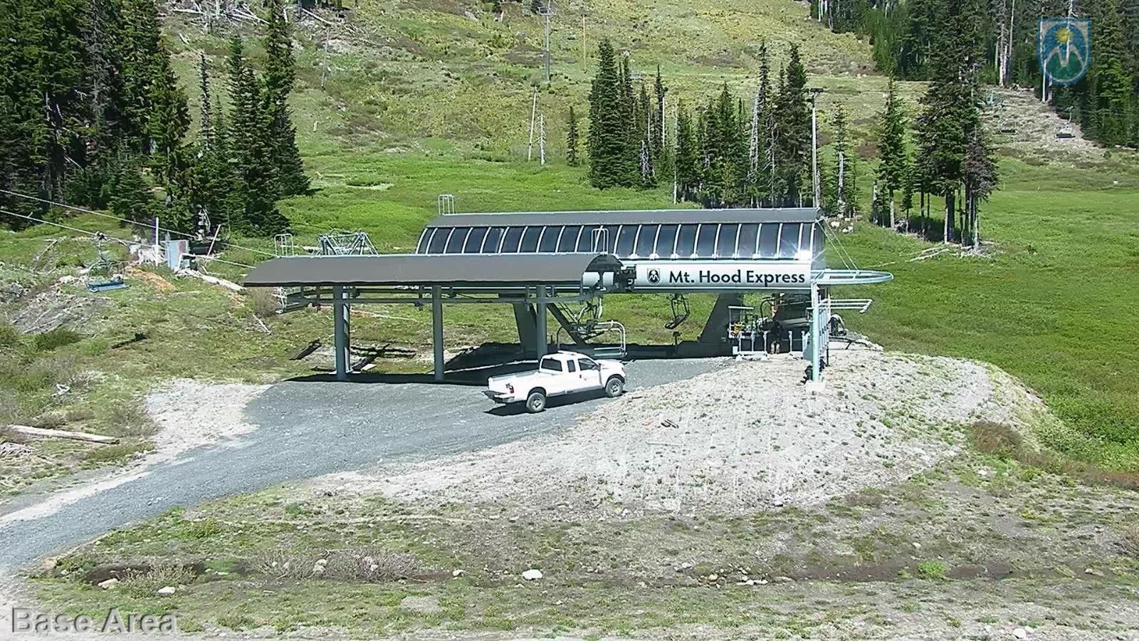 Webcam Mount Hood Meadows: Base
