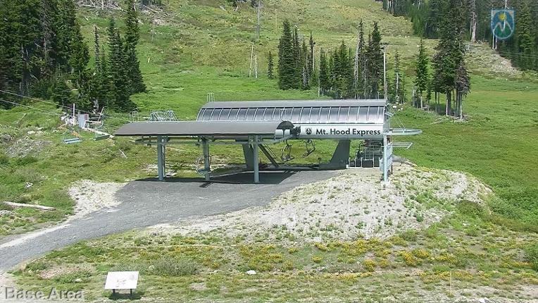 Webcam Mount Hood Meadows: Base