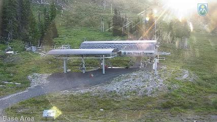 Mount Hood Meadows: Base (mthood.info)