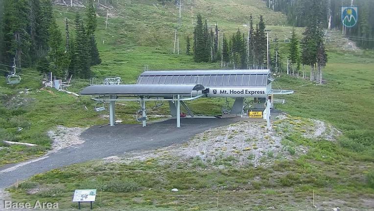 Webcam Mount Hood Meadows: Base
