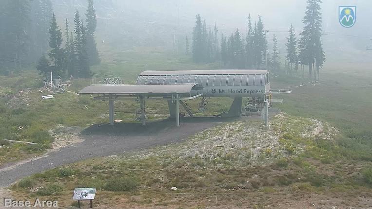 Webcam Mount Hood Meadows: Base