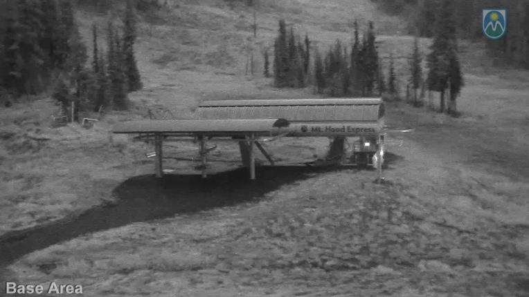 Webcam Mount Hood Meadows: Base