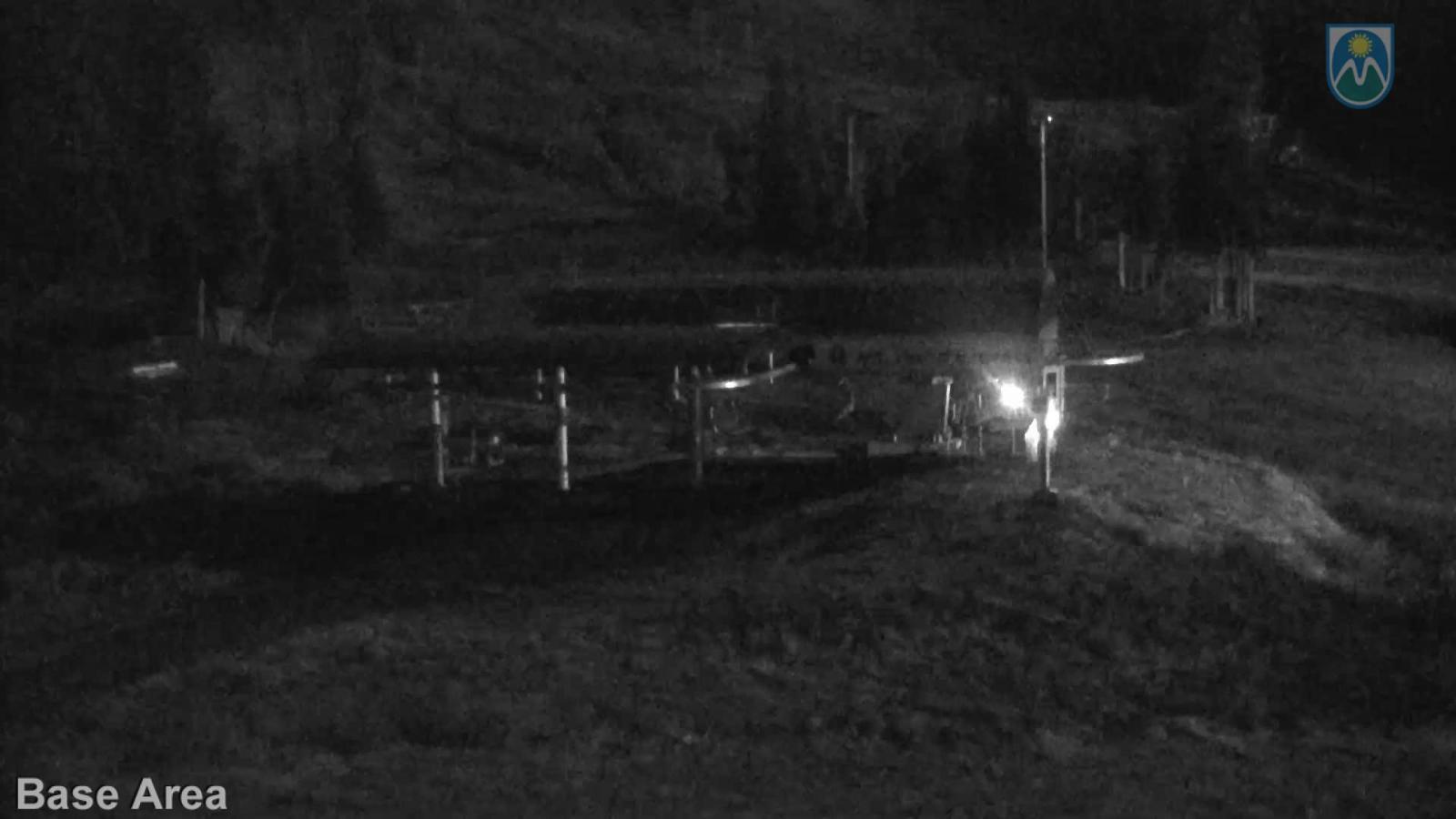 Webcam Mount Hood Meadows: Base