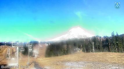 Mount Hood Meadows: Bottom of Vista (mthood.info)