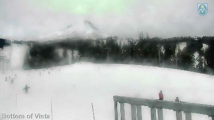 Mount Hood Meadows: Bottom of Vista (mthood.info)
