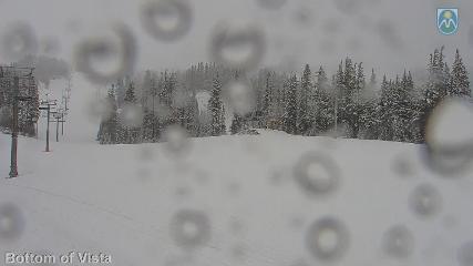 Mount Hood Meadows: Bottom of Vista (mthood.info)