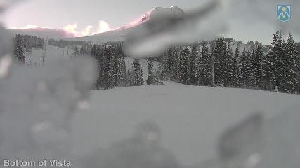 Mount Hood Meadows: Bottom of Vista (mthood.info)