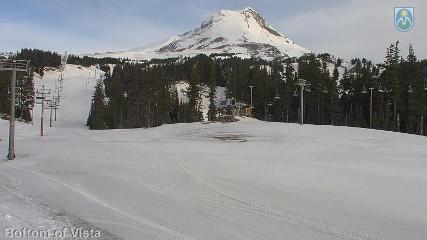 Mount Hood Meadows: Bottom of Vista (mthood.info)