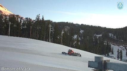 Mount Hood Meadows: Bottom of Vista (mthood.info)