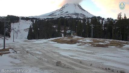 Mount Hood Meadows: Bottom of Vista (mthood.info)