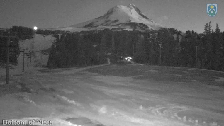 Webcam Mount Hood Meadows: Bottom of Vista