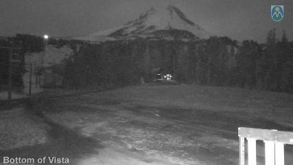 Mount Hood Meadows: Bottom of Vista (mthood.info)