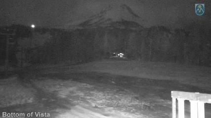 Mount Hood Meadows: Bottom of Vista (mthood.info)