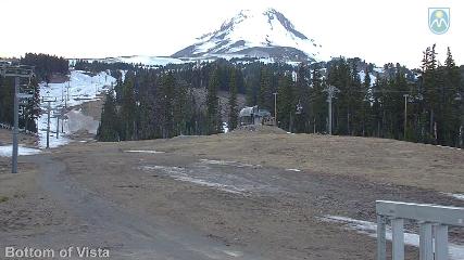 Mount Hood Meadows: Bottom of Vista (mthood.info)