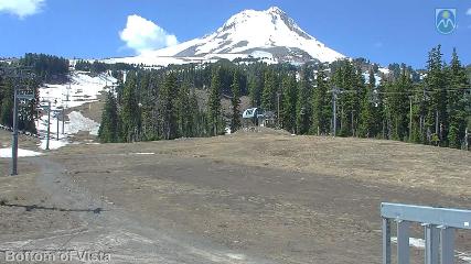 Mount Hood Meadows: Bottom of Vista (mthood.info)