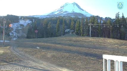 Mount Hood Meadows: Bottom of Vista (mthood.info)