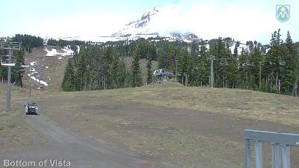 Mount Hood Meadows: Bottom of Vista (mthood.info)