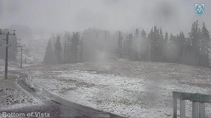 Mount Hood Meadows: Bottom of Vista (mthood.info)