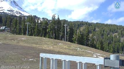 Mount Hood Meadows: Bottom of Vista (mthood.info)