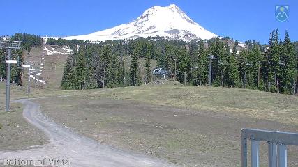 Mount Hood Meadows: Bottom of Vista (mthood.info)