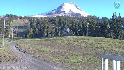 Mount Hood Meadows: Bottom of Vista (mthood.info)
